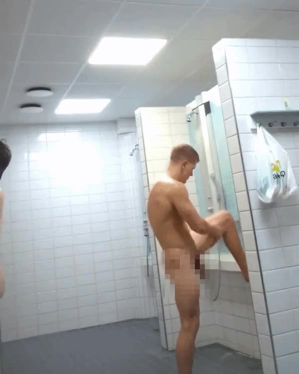 Blond jock with beautiful big long cock caught in the showers! Really handsome stud!?