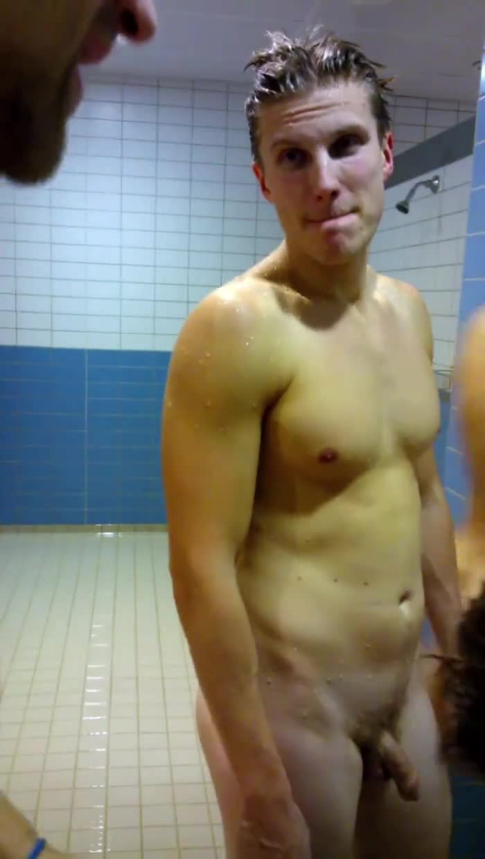 S p y cam / Straight guy shower 2.
He"s cute!